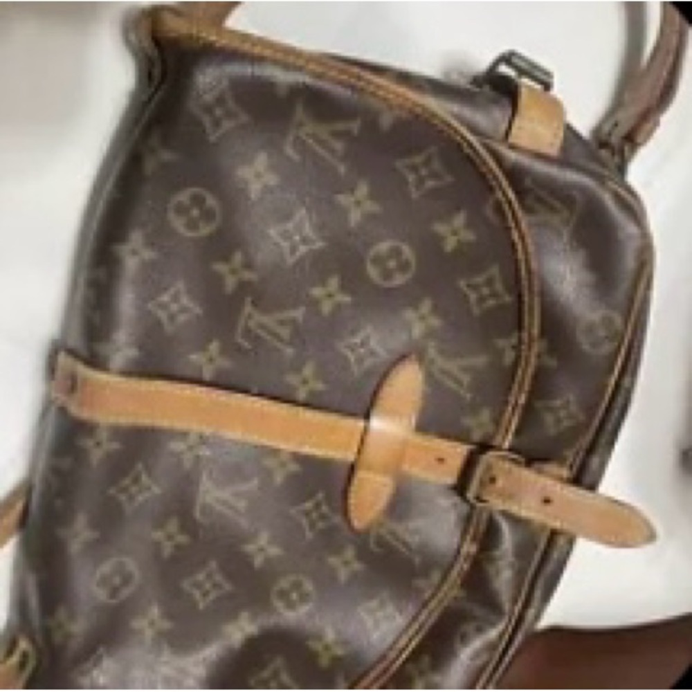 Louis Vuitton Saumur Crossbody Bag